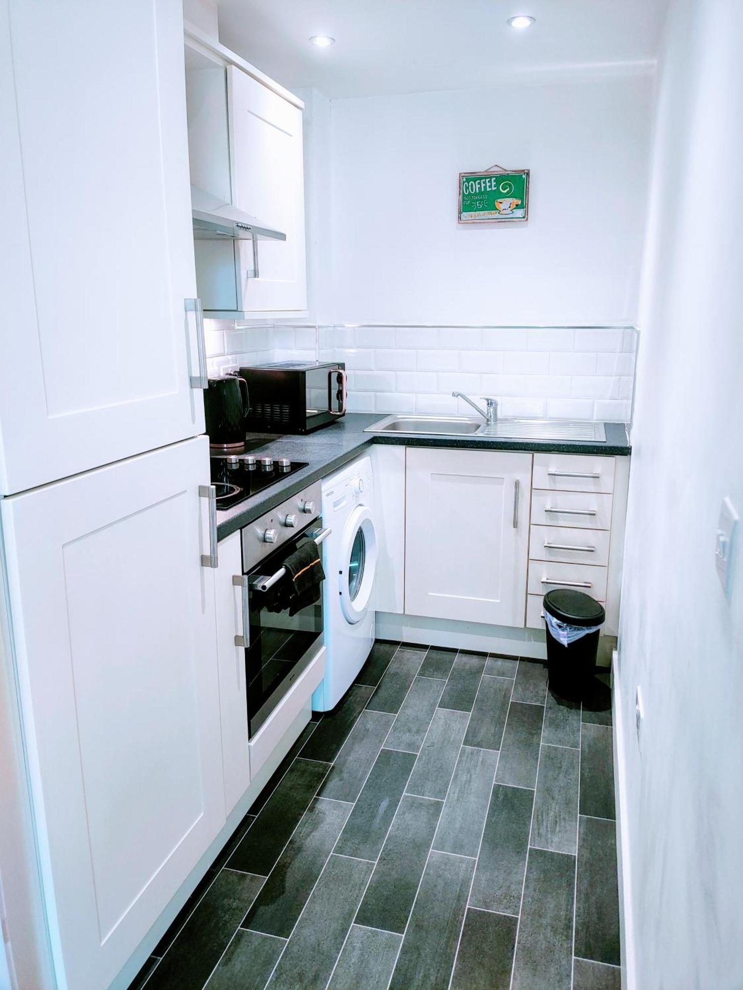 Ossett Butterfly Apartment מראה חיצוני תמונה